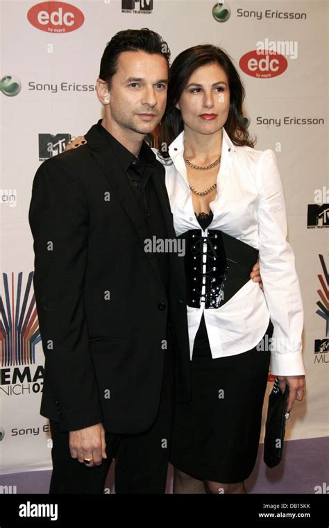 depeche mode lead singer wife